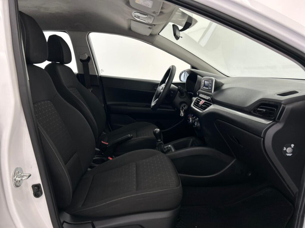 WhatsApp Image 2025-11-20 at 16.50.49 (1)