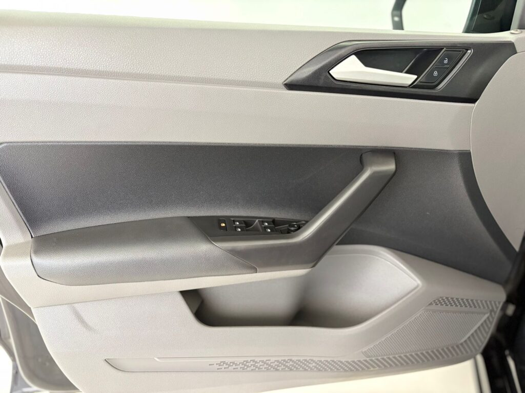 WhatsApp Image 2025-11-25 at 16.24.28