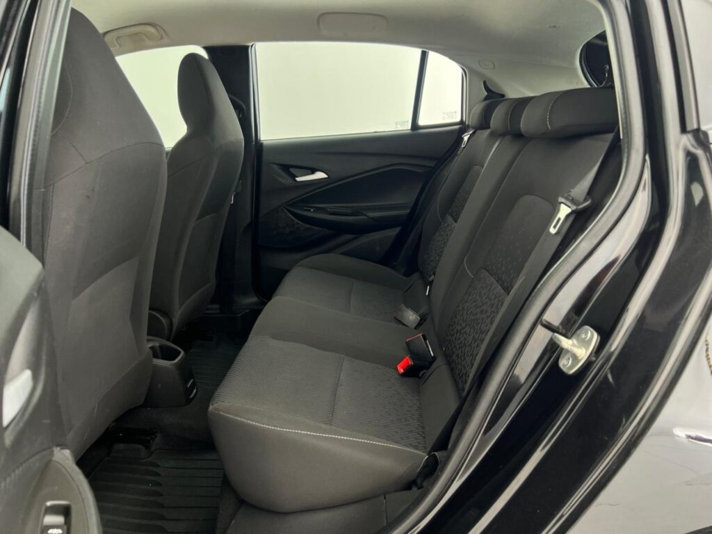 WhatsApp Image 2025-12-01 at 11.52.49