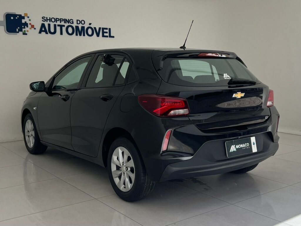 WhatsApp Image 2025-12-01 at 11.52.52