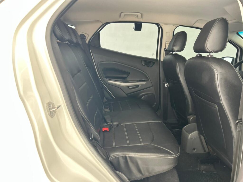 WhatsApp Image 2025-12-01 at 15.20.06