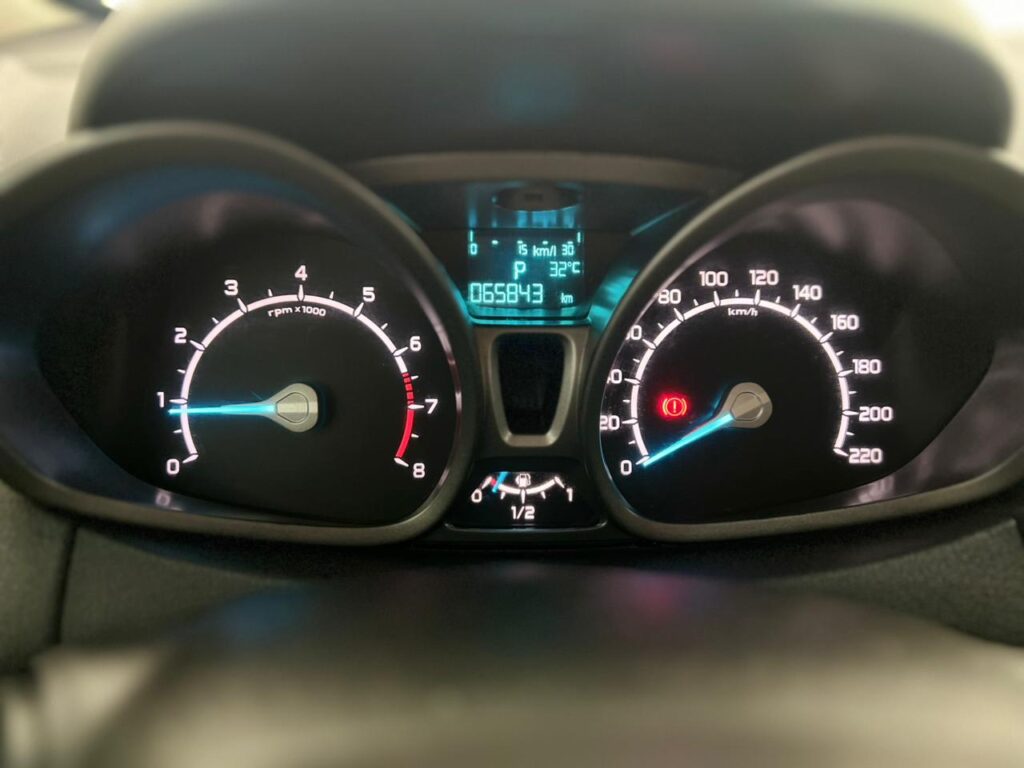 WhatsApp Image 2025-12-01 at 15.20.08 (1)