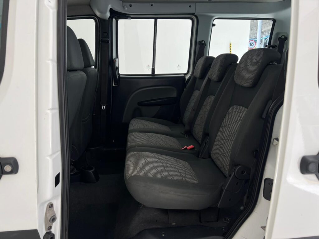 WhatsApp Image 2025-12-04 at 11.36.39 (1)