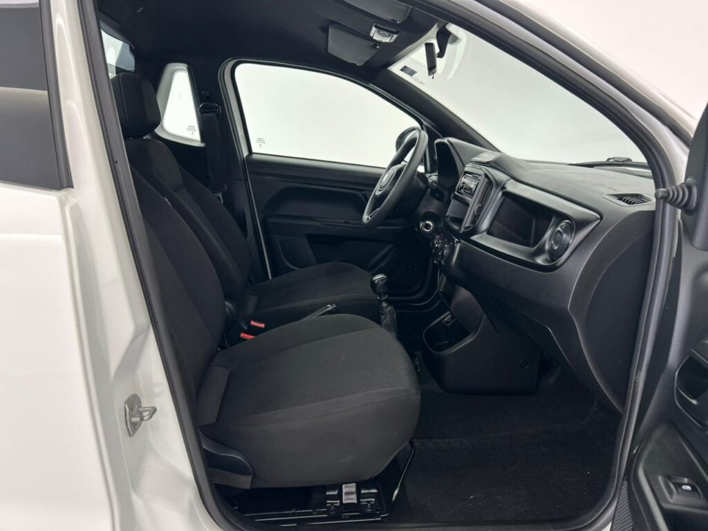 WhatsApp Image 2025-12-10 at 17.19.07