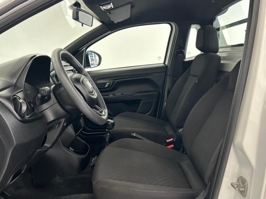 WhatsApp Image 2025-12-10 at 17.19.10 (1)