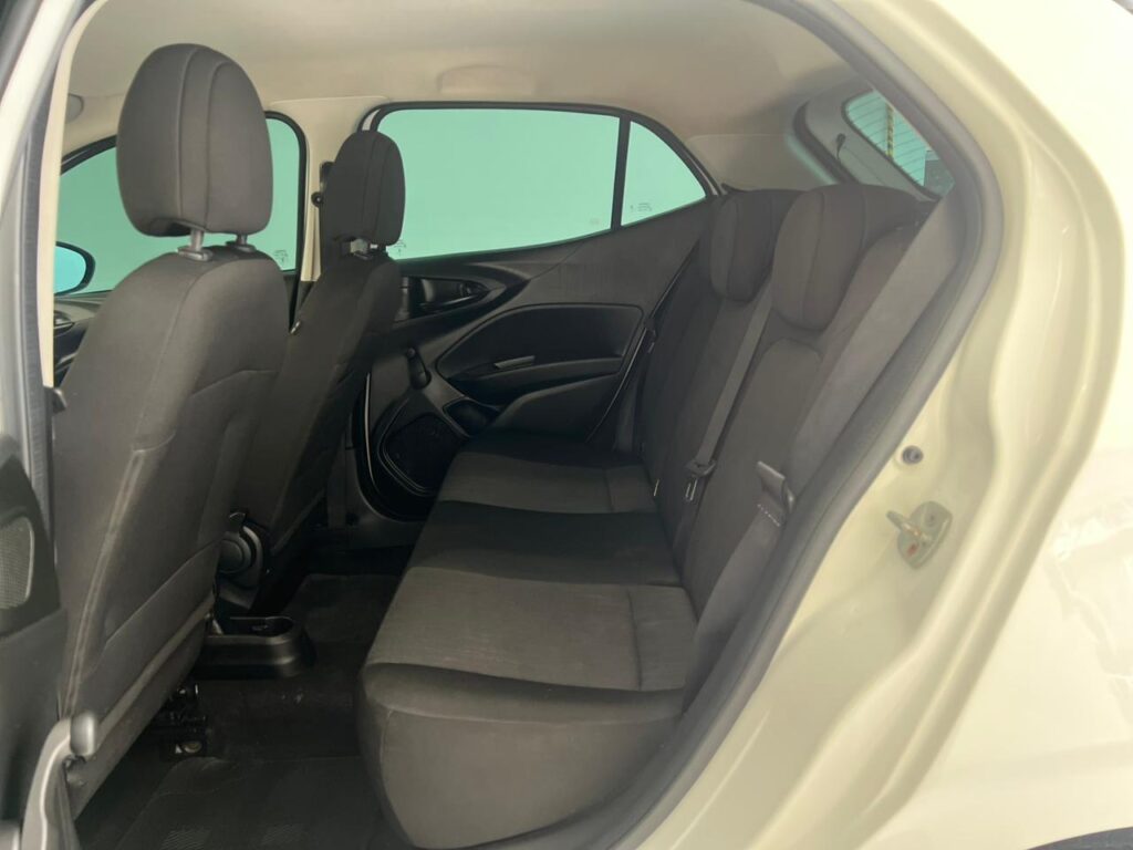 WhatsApp Image 2025-12-12 at 15.25.53 (11)