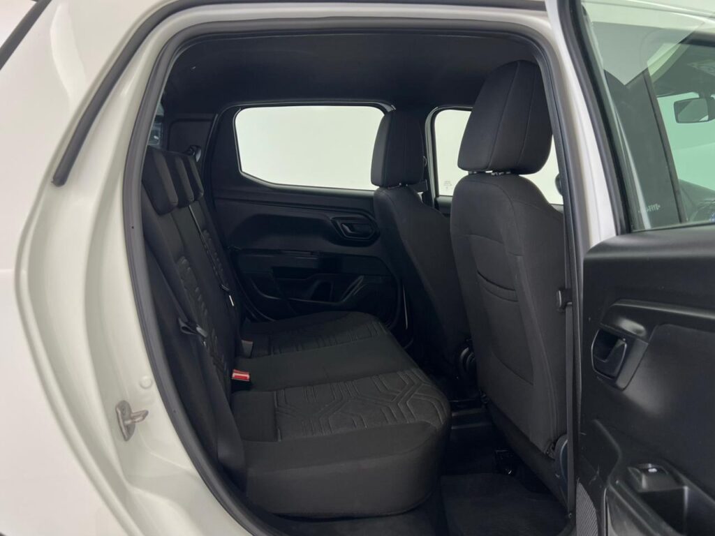 WhatsApp Image 2025-12-13 at 14.12.20 (1)