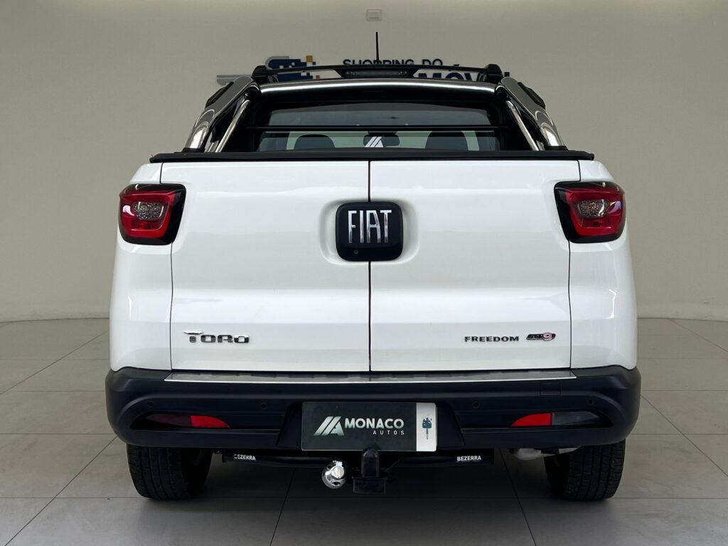 WhatsApp Image 2025-12-17 at 16.08.01