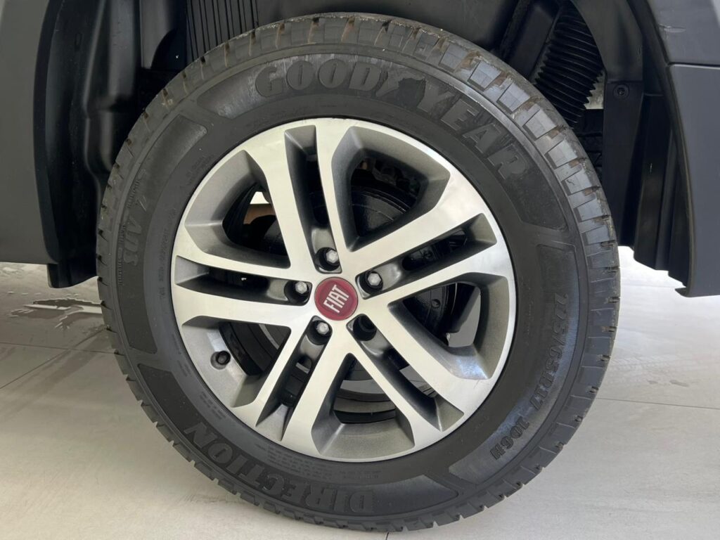 WhatsApp Image 2025-12-17 at 16.08.04