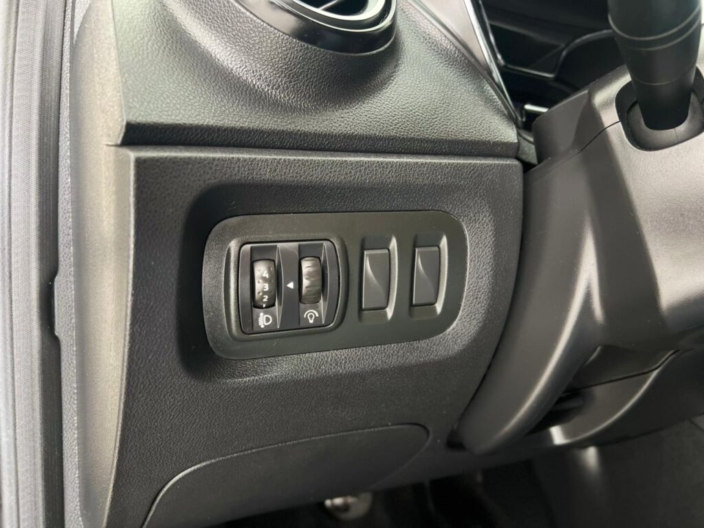 eb2641b2-864b-4b97-b699-23252af5d3bd