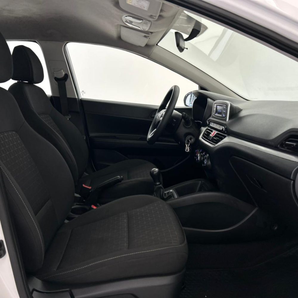 WhatsApp Image 2025-11-20 at 16.50.49 (1)