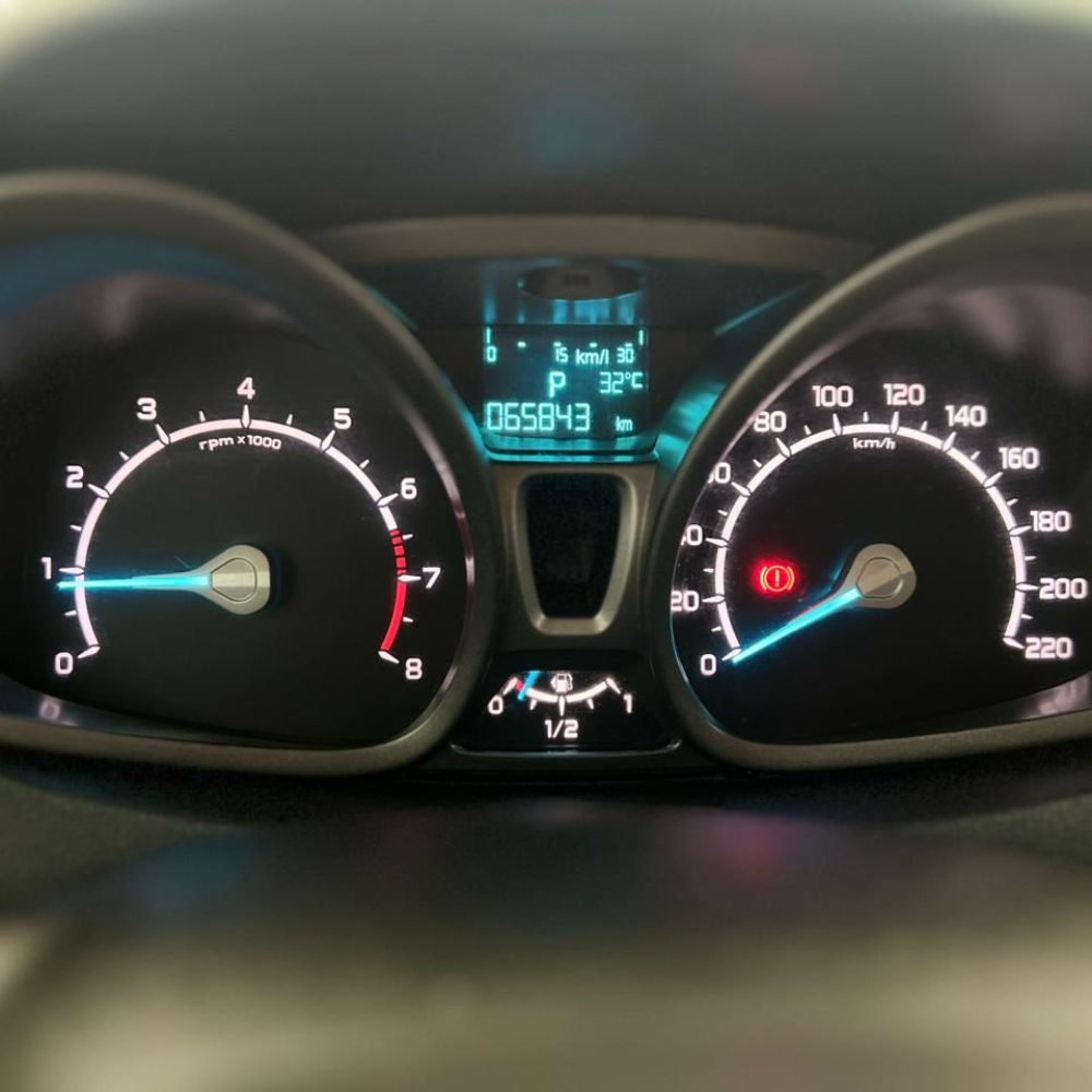 WhatsApp Image 2025-12-01 at 15.20.08 (1)