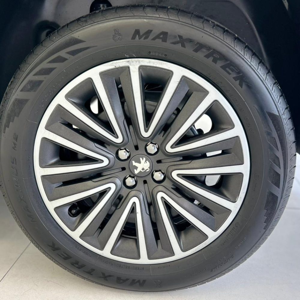 WhatsApp Image 2025-12-10 at 16.23.34