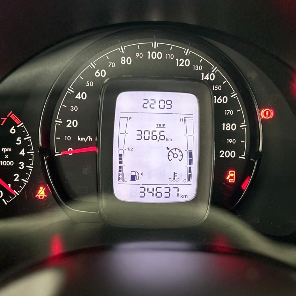 WhatsApp Image 2025-12-10 at 17.19.10