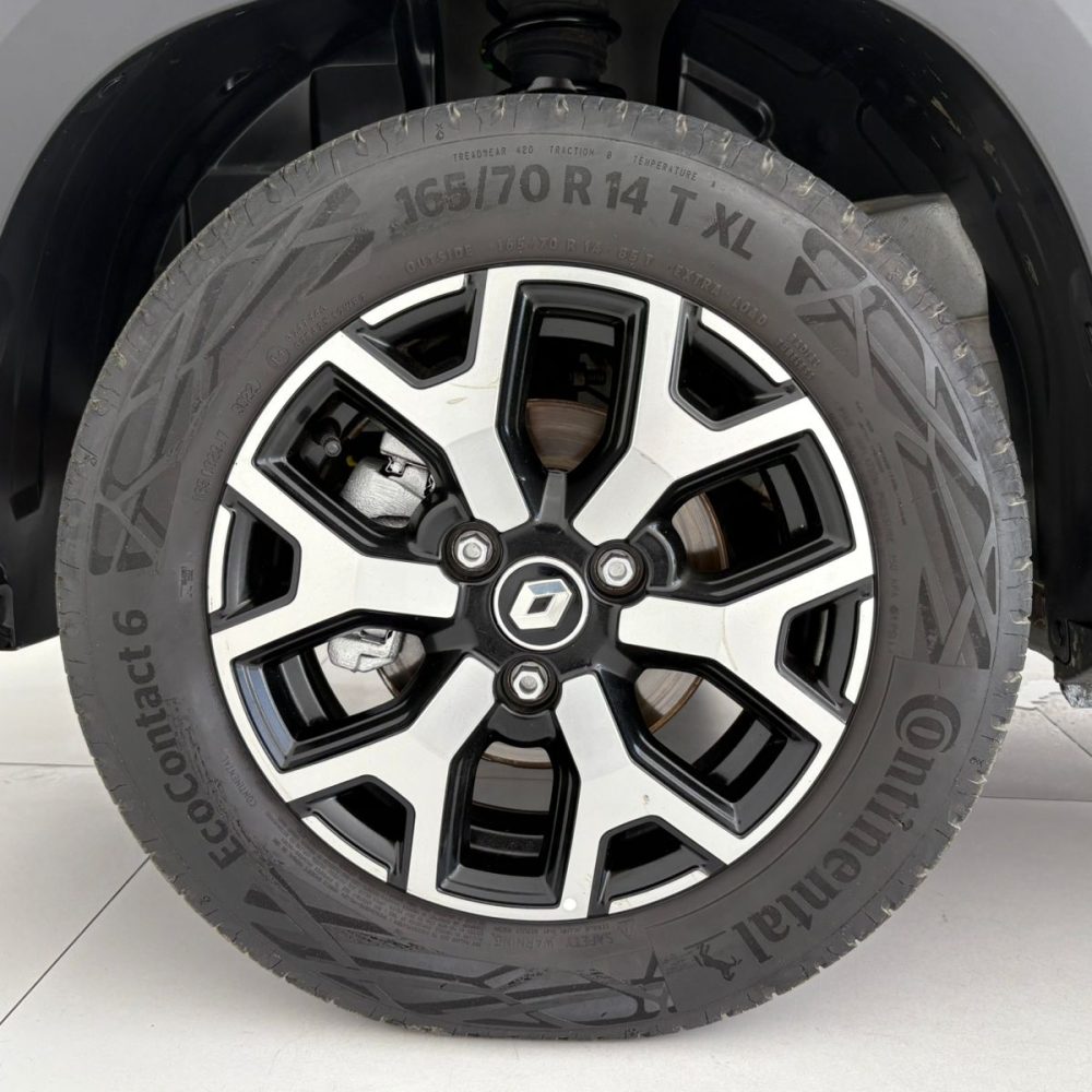 WhatsApp Image 2025-12-11 at 09.06.21 (6)