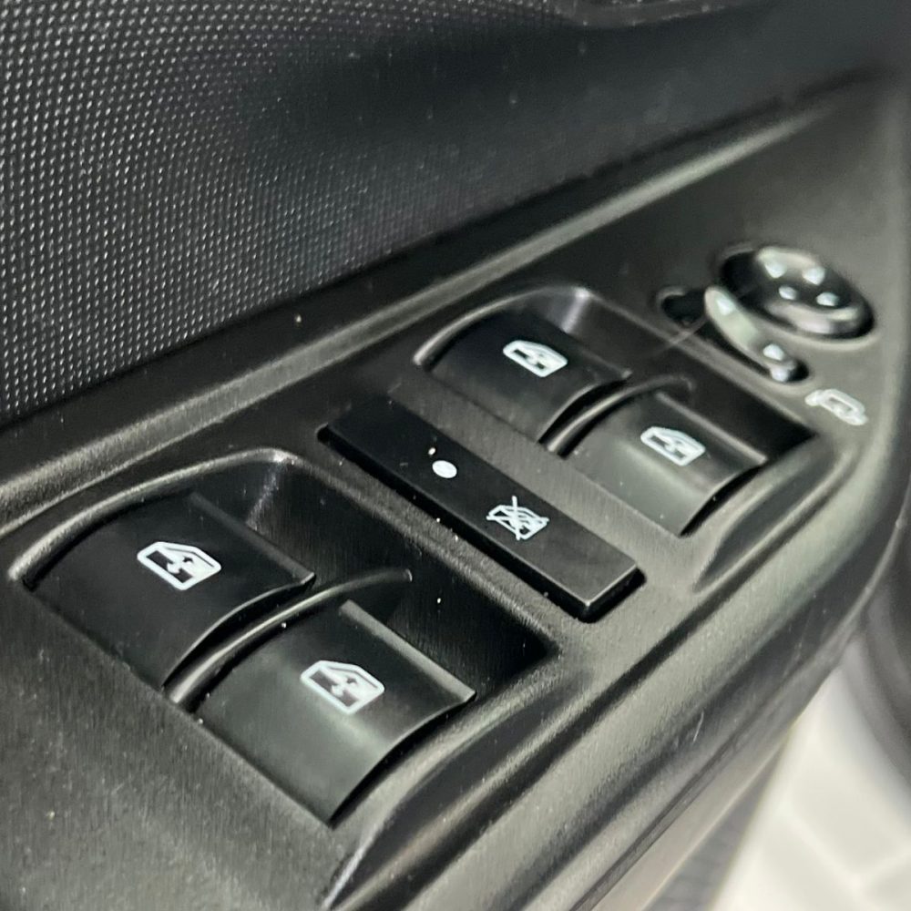 WhatsApp Image 2025-12-13 at 14.12.21 (1)