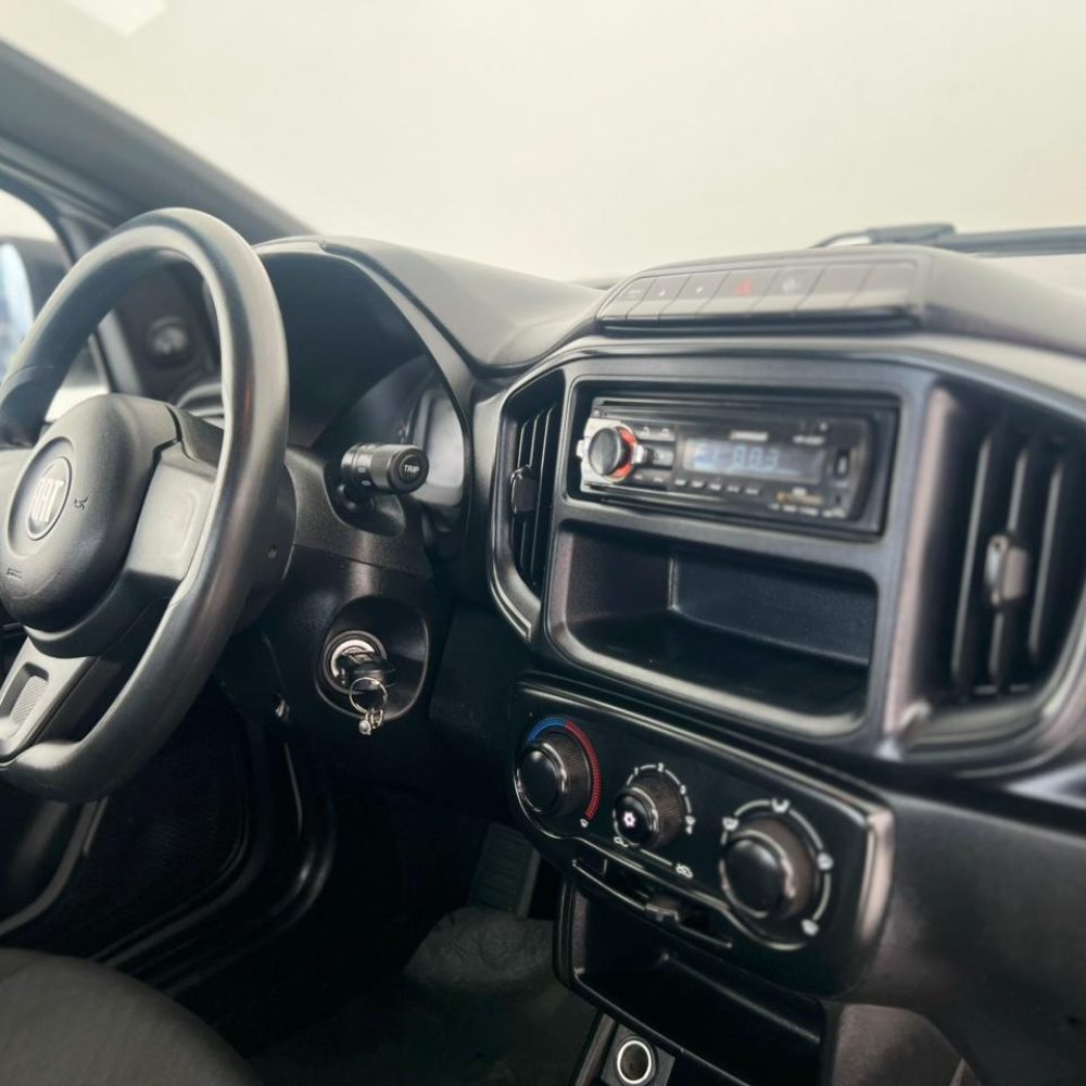 WhatsApp Image 2025-12-17 at 13.04.07